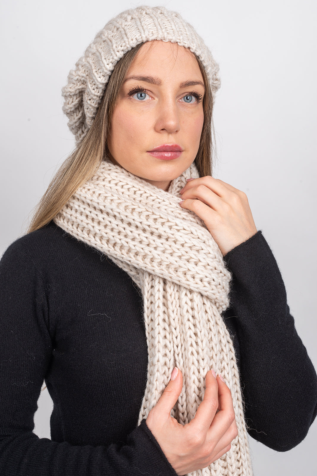 Women's fisherman's rib beanie, colour Beige, view 4 | Dalle Piane Cashmere