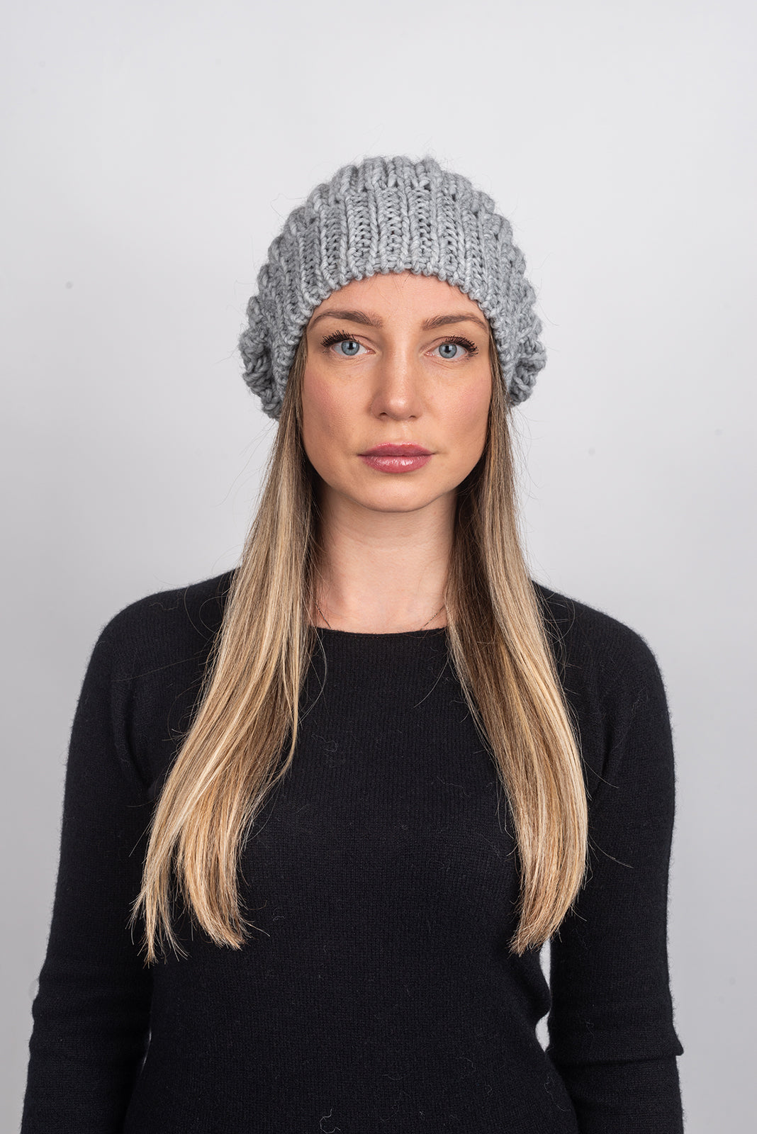 Women's fisherman's rib beanie, colour Grey, view 3 | Dalle Piane Cashmere