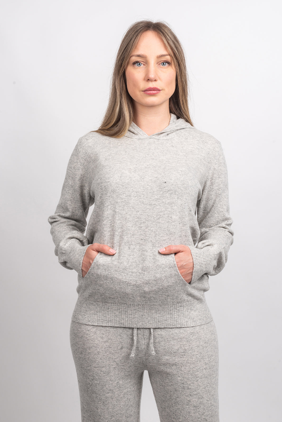 Women's hooded cashmere blend sweatshirt, colour Grey, view 2 | Dalle Piane Cashmere