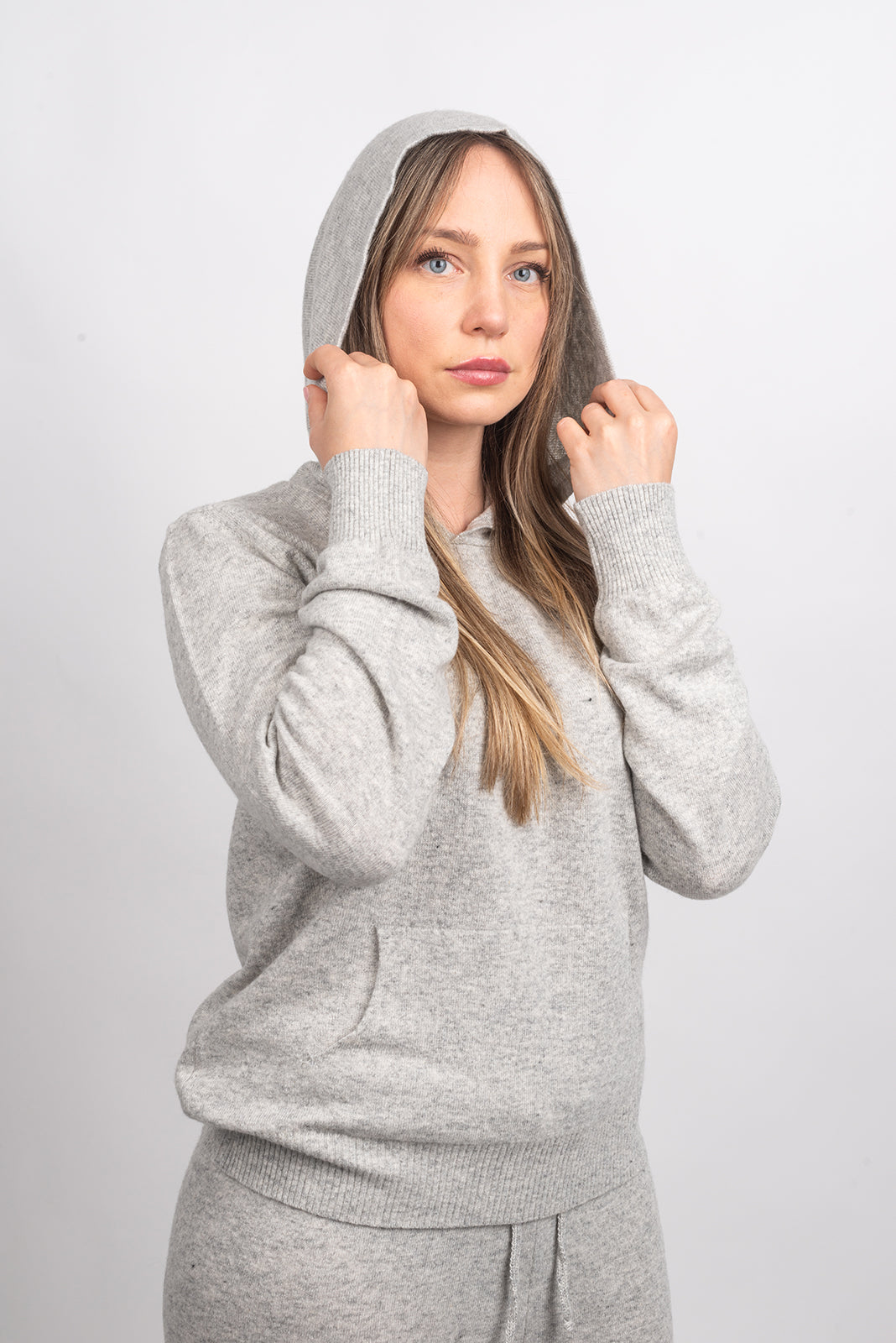 Women's hooded cashmere blend sweatshirt, colour Grey, view 3 | Dalle Piane Cashmere