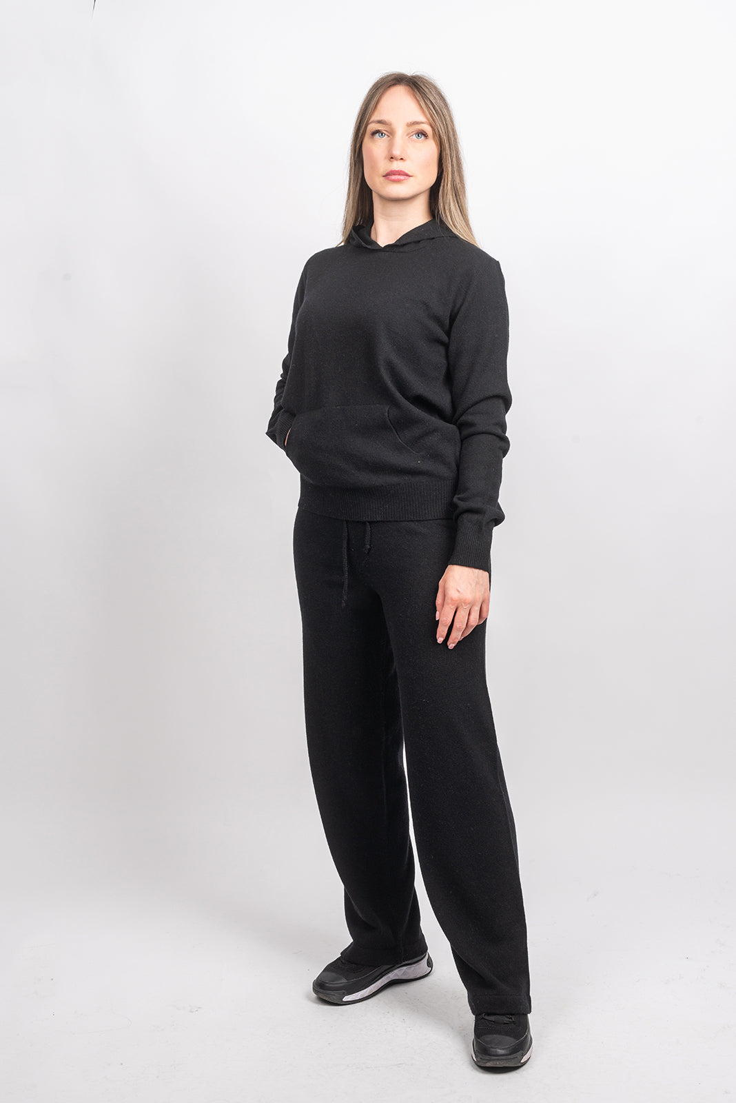 Women's cashmere blend trousers, colour Black, view 4 | Dalle Piane Cashmere