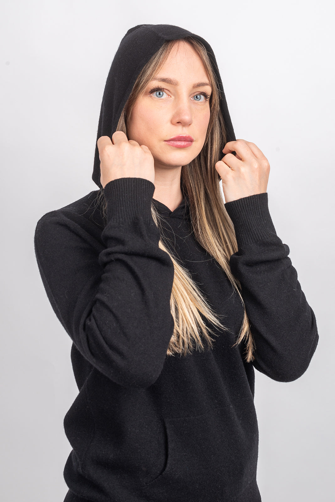 Women's hooded cashmere blend sweatshirt, colour Black, view 5 | Dalle Piane Cashmere