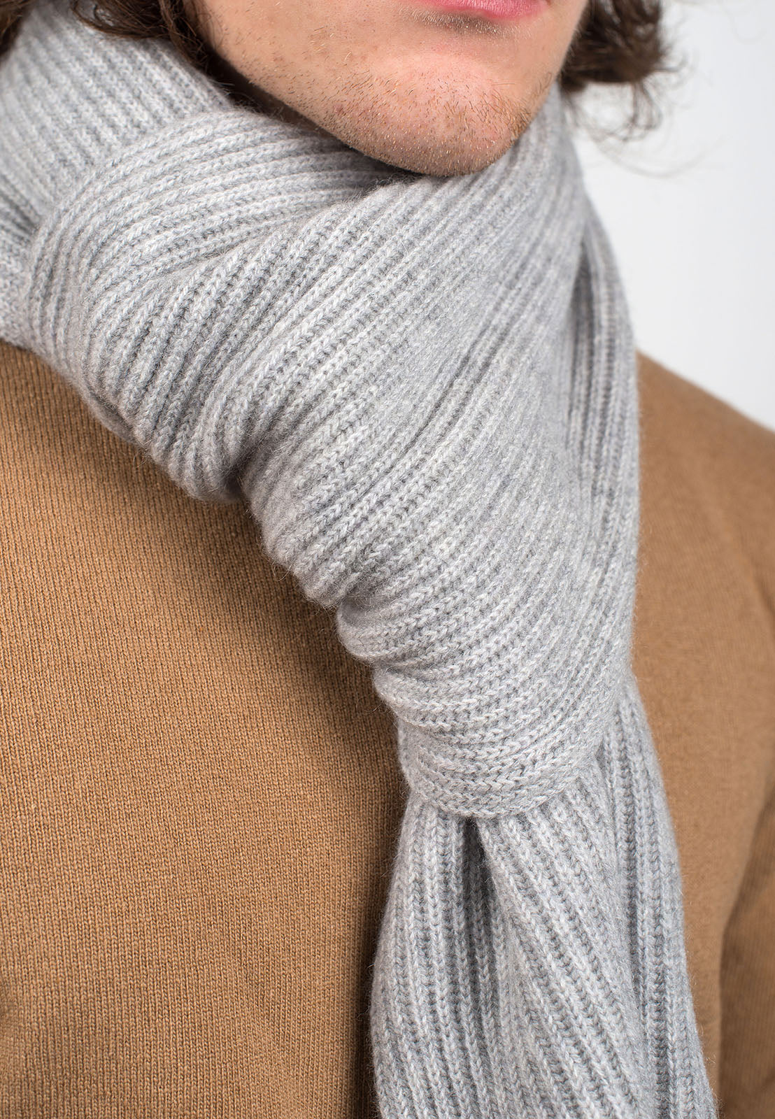 Men's fisherman's rib 100% cashmere scarf, colour Grey, view 3 | Dalle Piane Cashmere