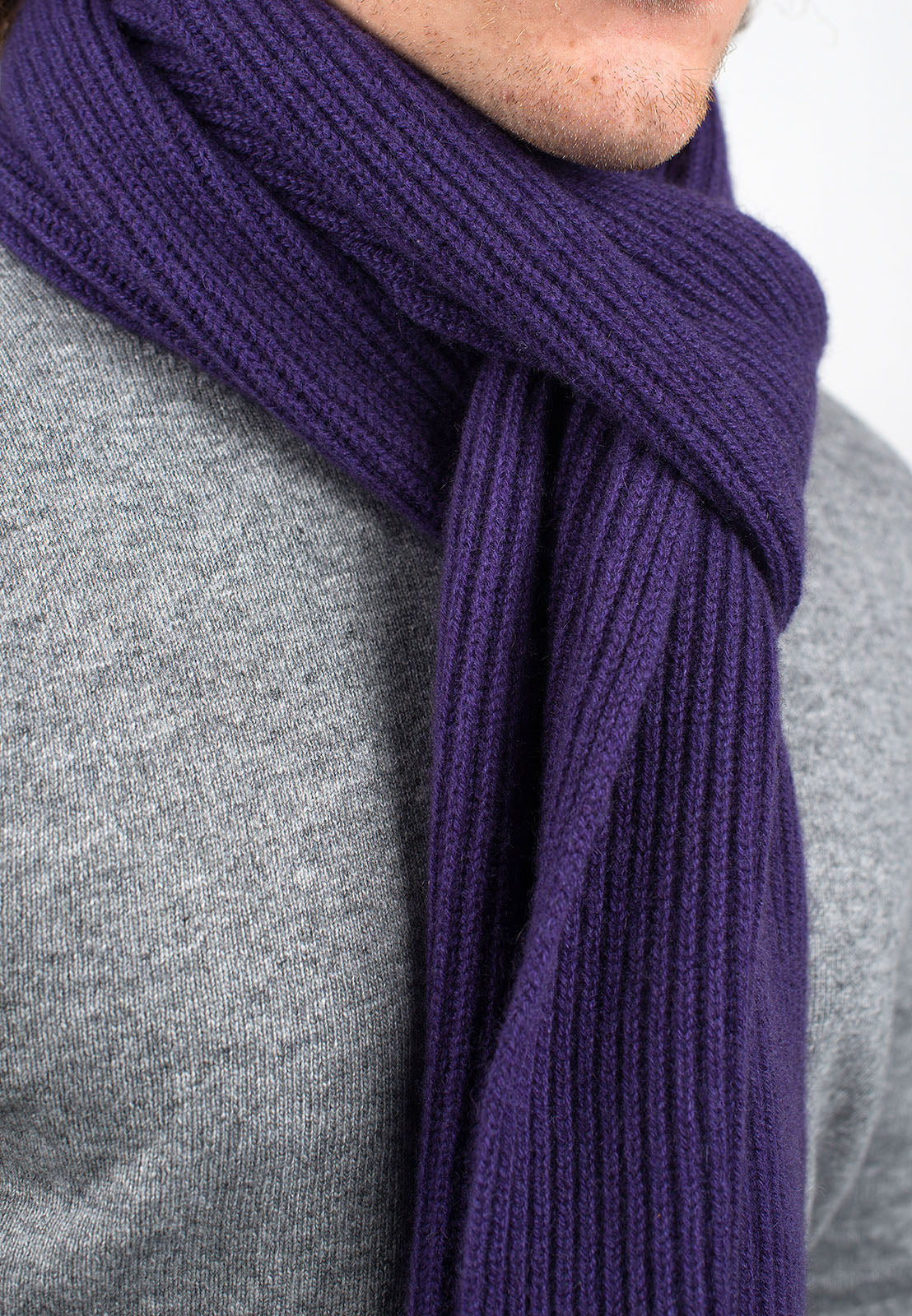Men's fisherman's rib 100% cashmere scarf, colour Purple, view 3 | Dalle Piane Cashmere
