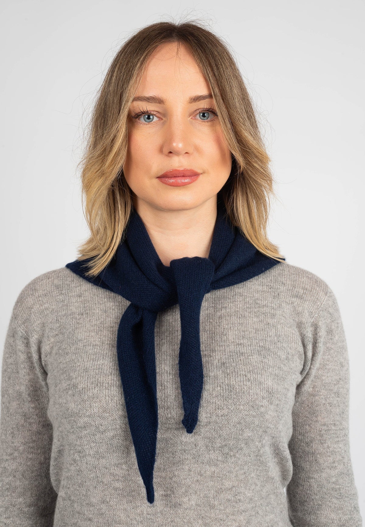 Women's 100% cashmere triangle scarf, colour Blue, view 3 | Dalle Piane Cashmere