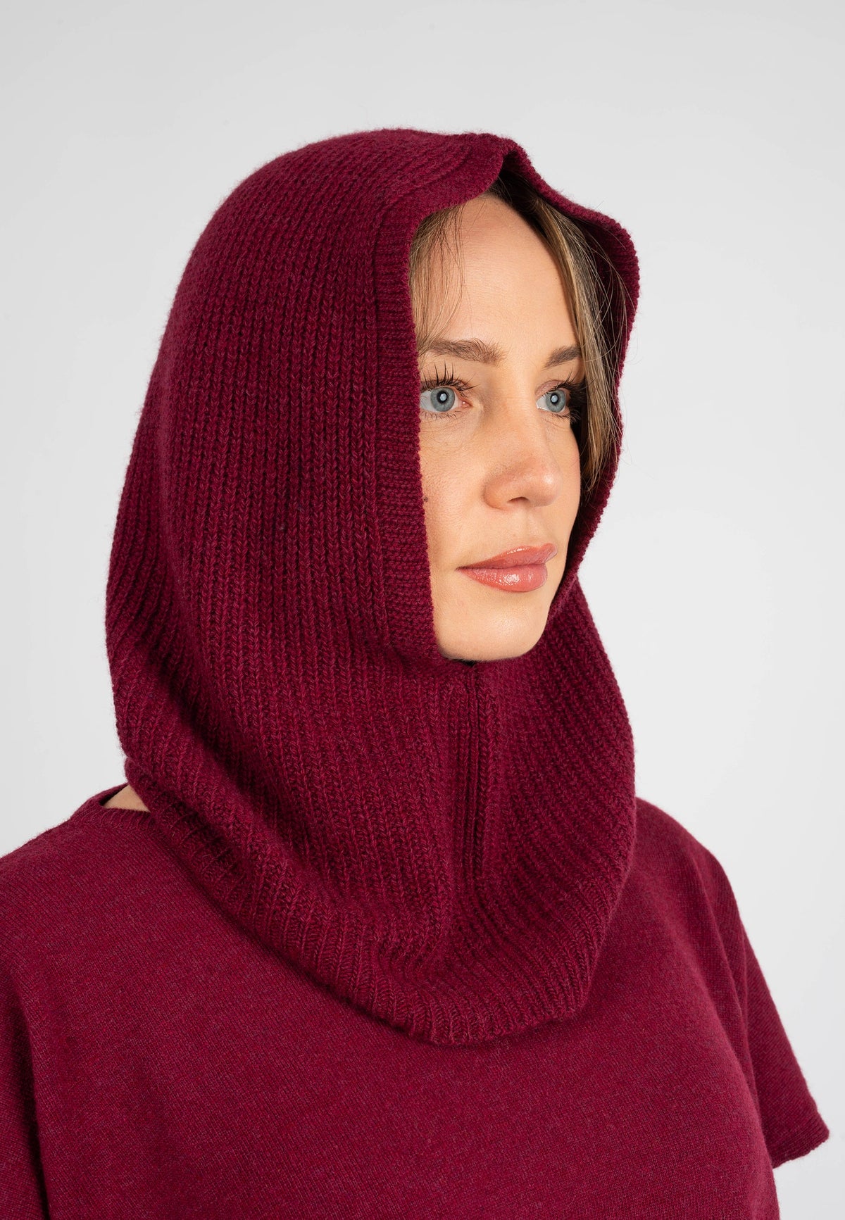 Cashmere blend balaclava, colour Bordeaux, view 2 | Dalle Piane Cashmere