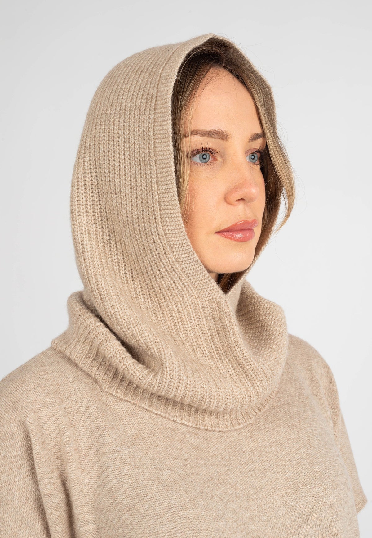 Cashmere blend balaclava, colour Beige, view 2 | Dalle Piane Cashmere