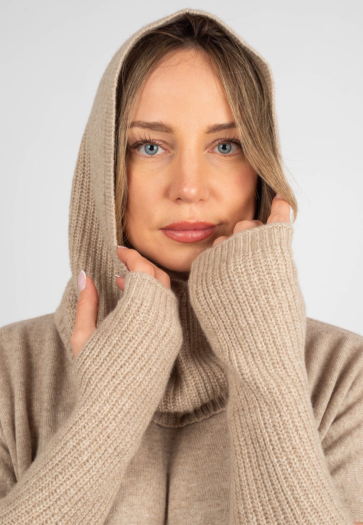 Cashmere blend balaclava, colour Beige, view 3 | Dalle Piane Cashmere