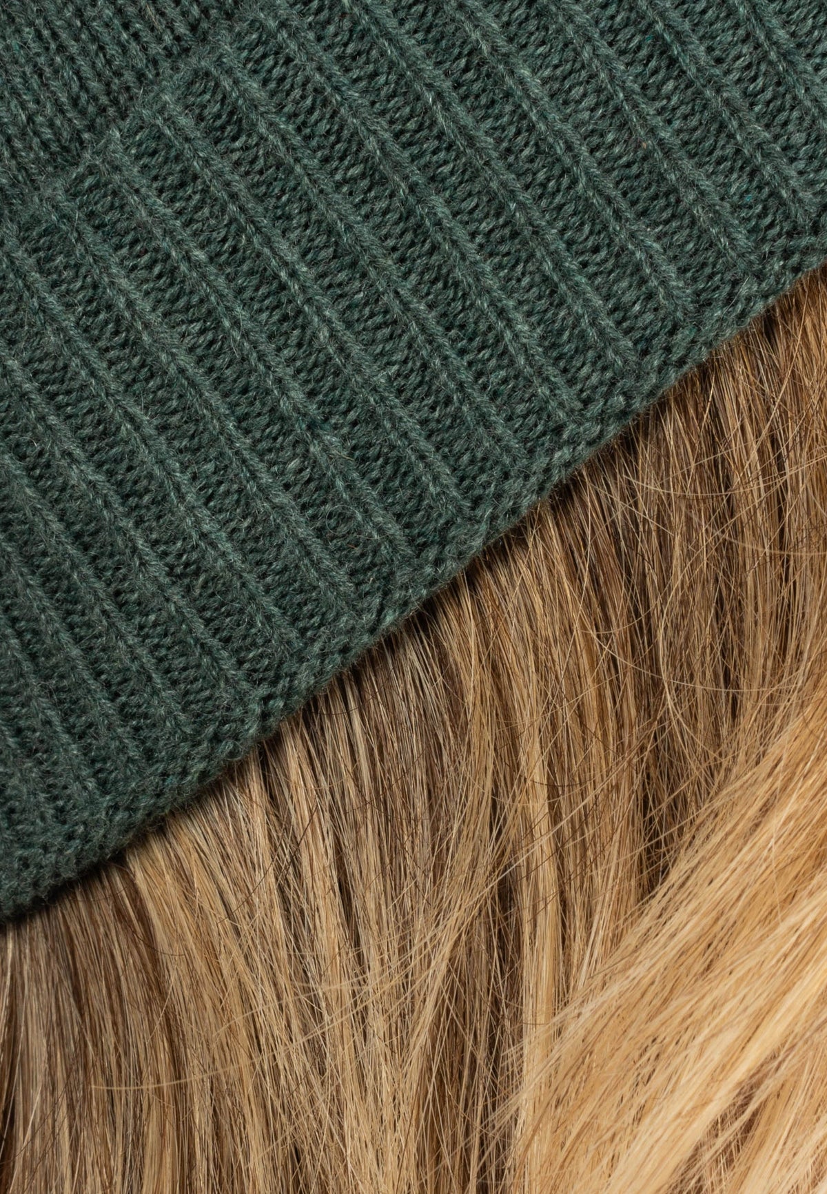 Women's plain-knit 100% cashmere beanie, colour Sage Green, view 3 | Dalle Piane Cashmere