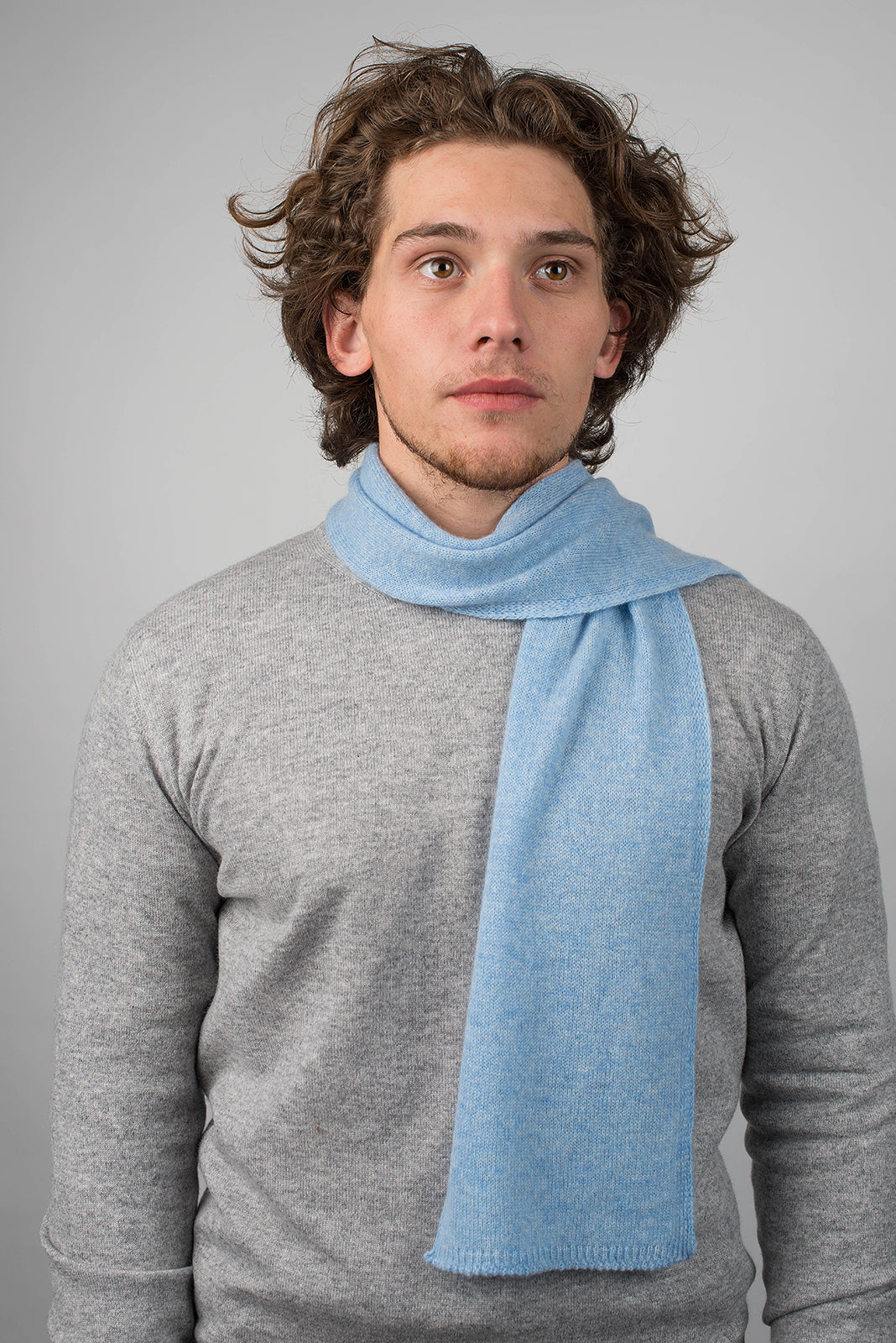 Men's 100% cashmere skinny scarf, colour Sky, view 2 | Dalle Piane Cashmere