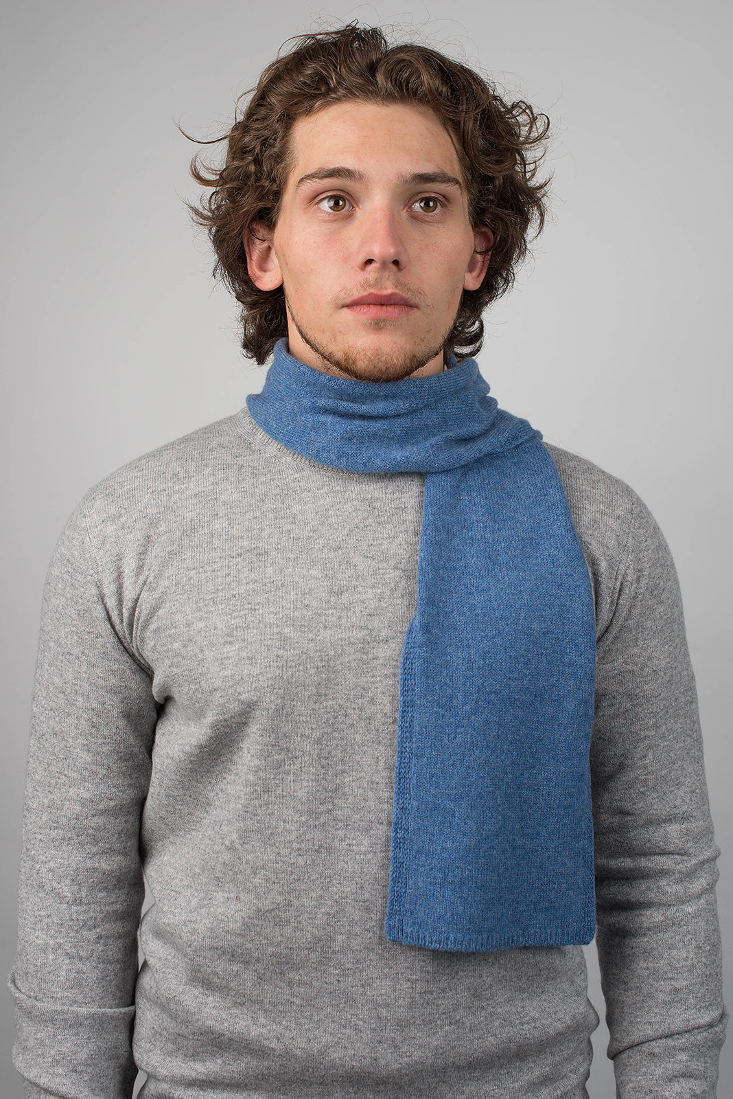 Men's 100% cashmere skinny scarf, colour Light Blue, view 2 | Dalle Piane Cashmere