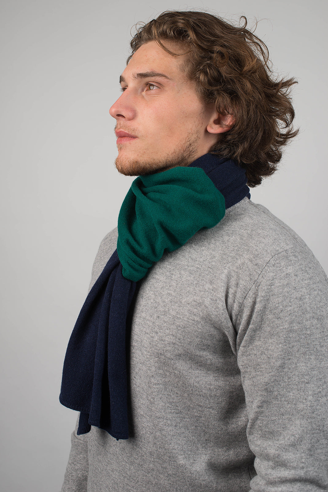 Men's two-tone 100% cashmere scarf, colour Blue-Green, view 3 | Dalle Piane Cashmere