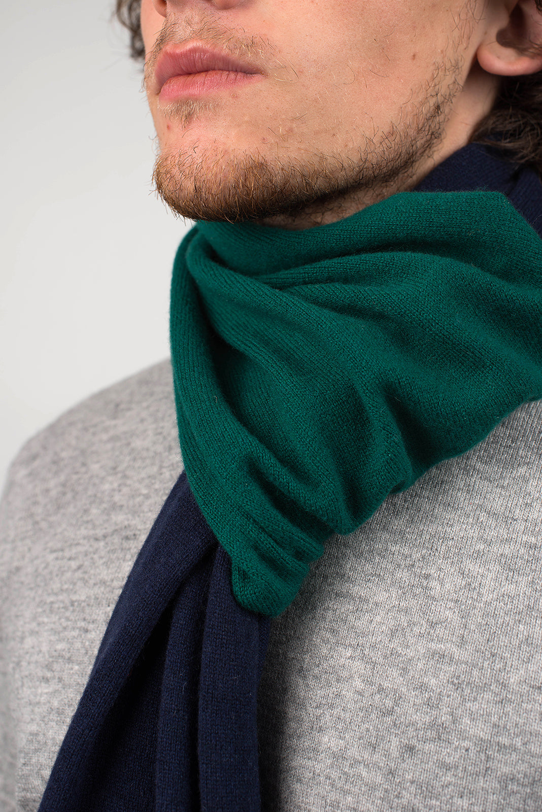 Men's two-tone 100% cashmere scarf, colour Blue-Green, view 4 | Dalle Piane Cashmere