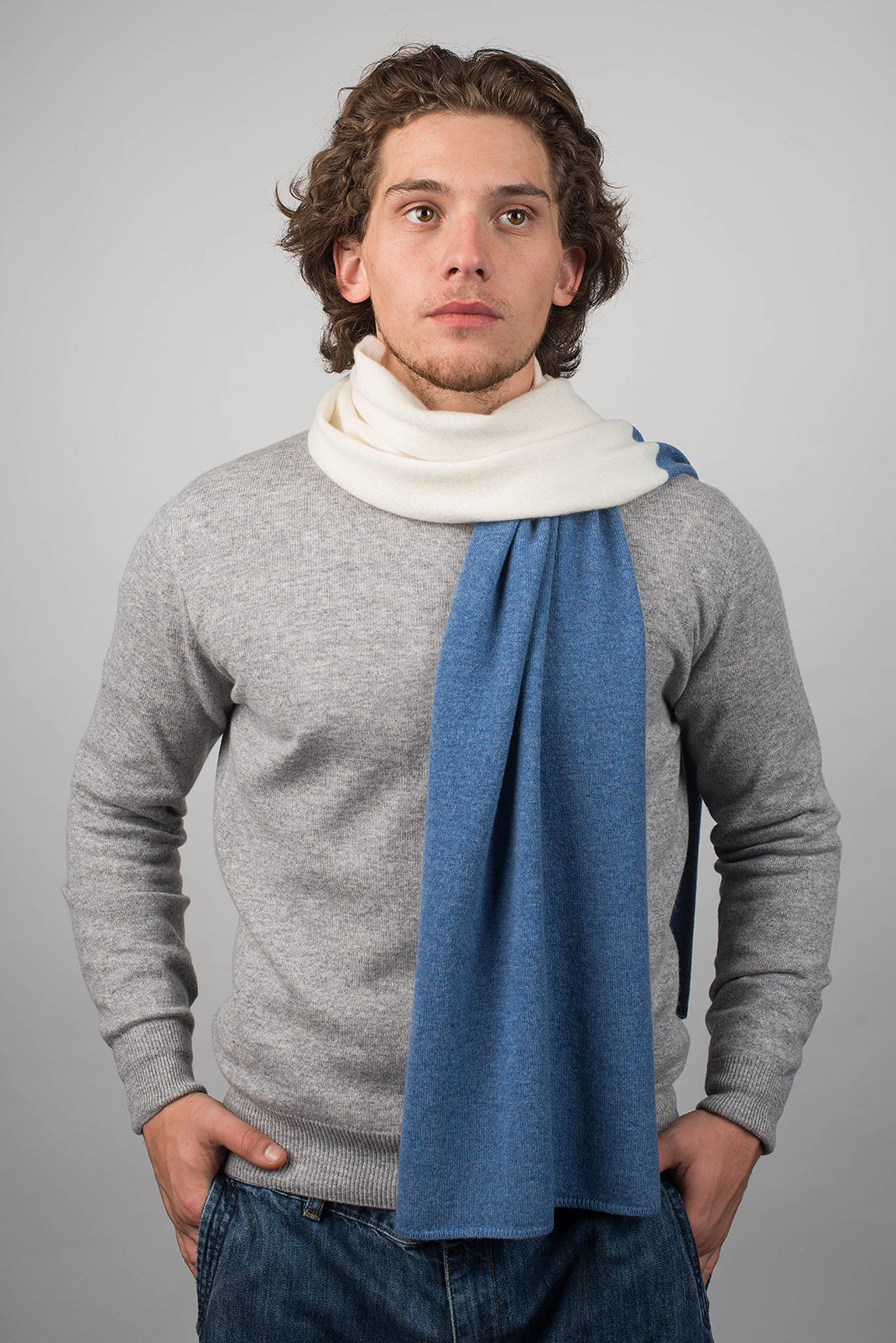Men's two-tone 100% cashmere scarf, colour Cream-Light Blue, view 2 | Dalle Piane Cashmere