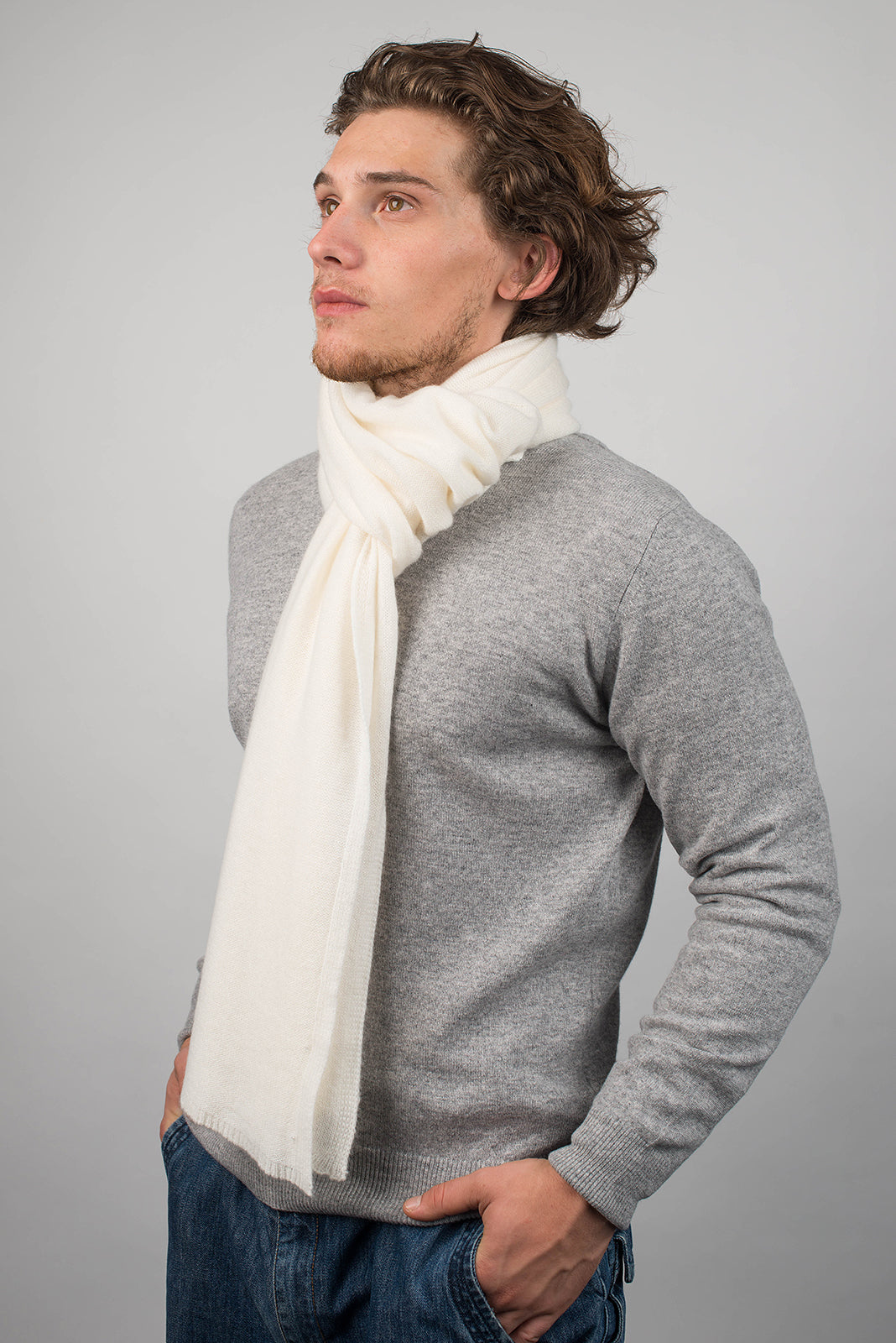 Men's wide 100% cashmere scarf, colour Cream, view 3 | Dalle Piane Cashmere