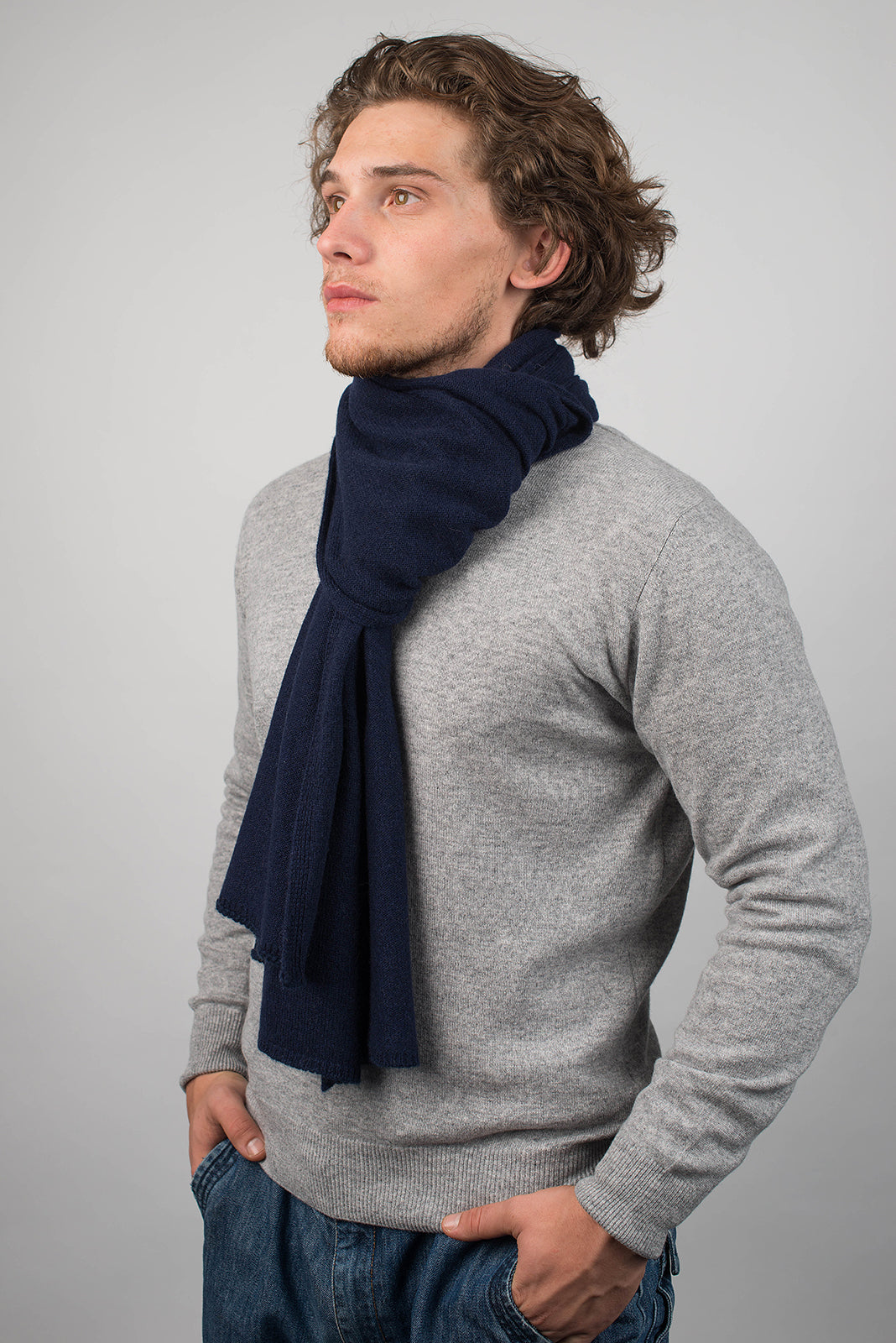 Men's wide 100% cashmere scarf, colour Blue, view 3 | Dalle Piane Cashmere