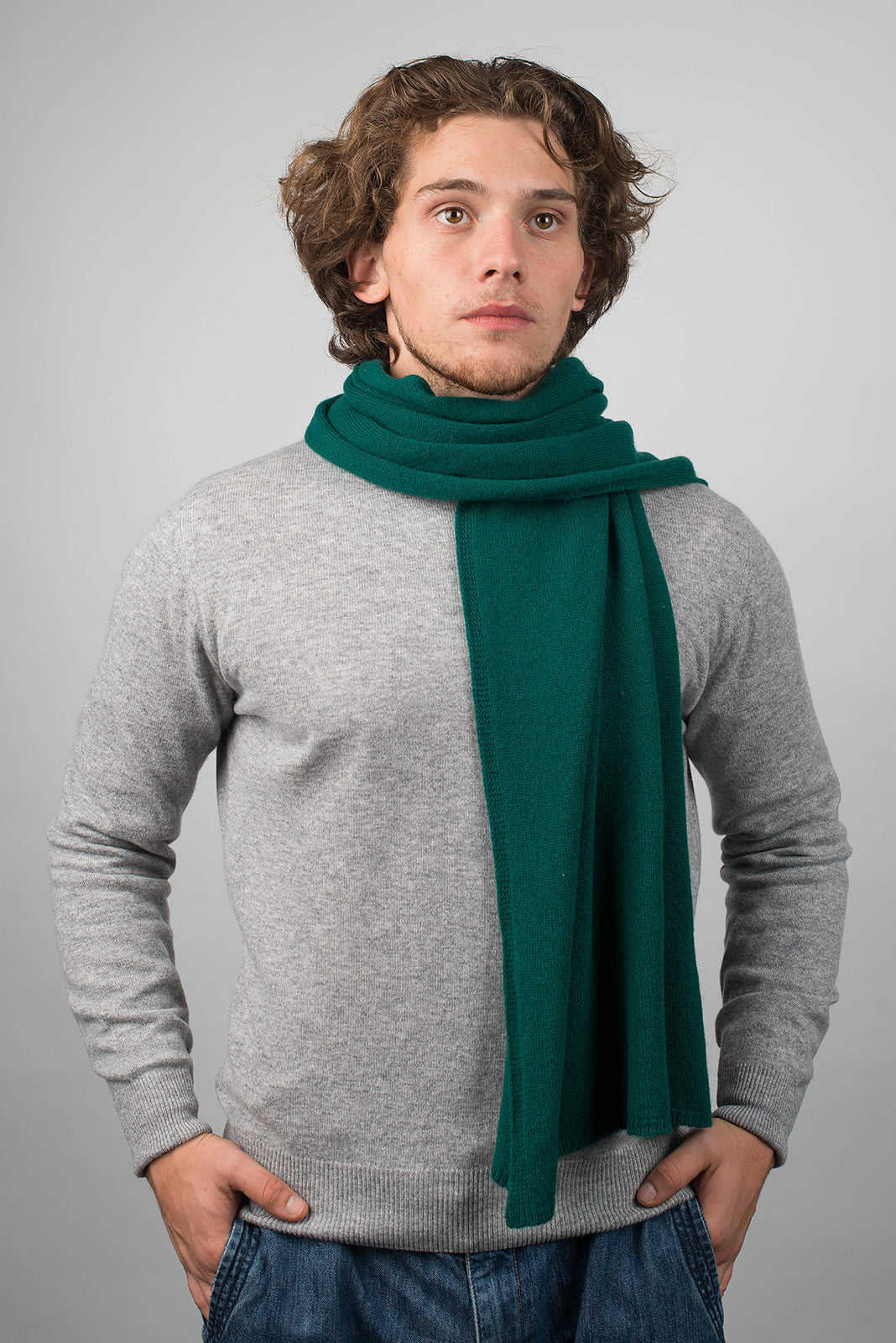 Men's wide 100% cashmere scarf, colour Green, view 2 | Dalle Piane Cashmere