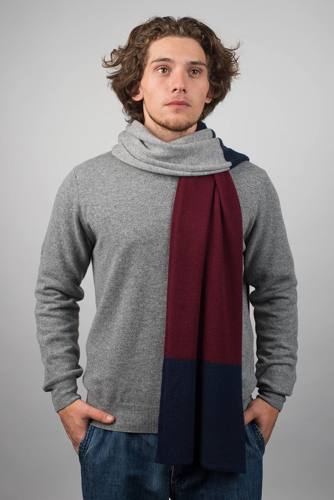 Men's three-colour 100% cashmere scarf, colour Blue-Bordeaux-Grey, view 2 | Dalle Piane Cashmere