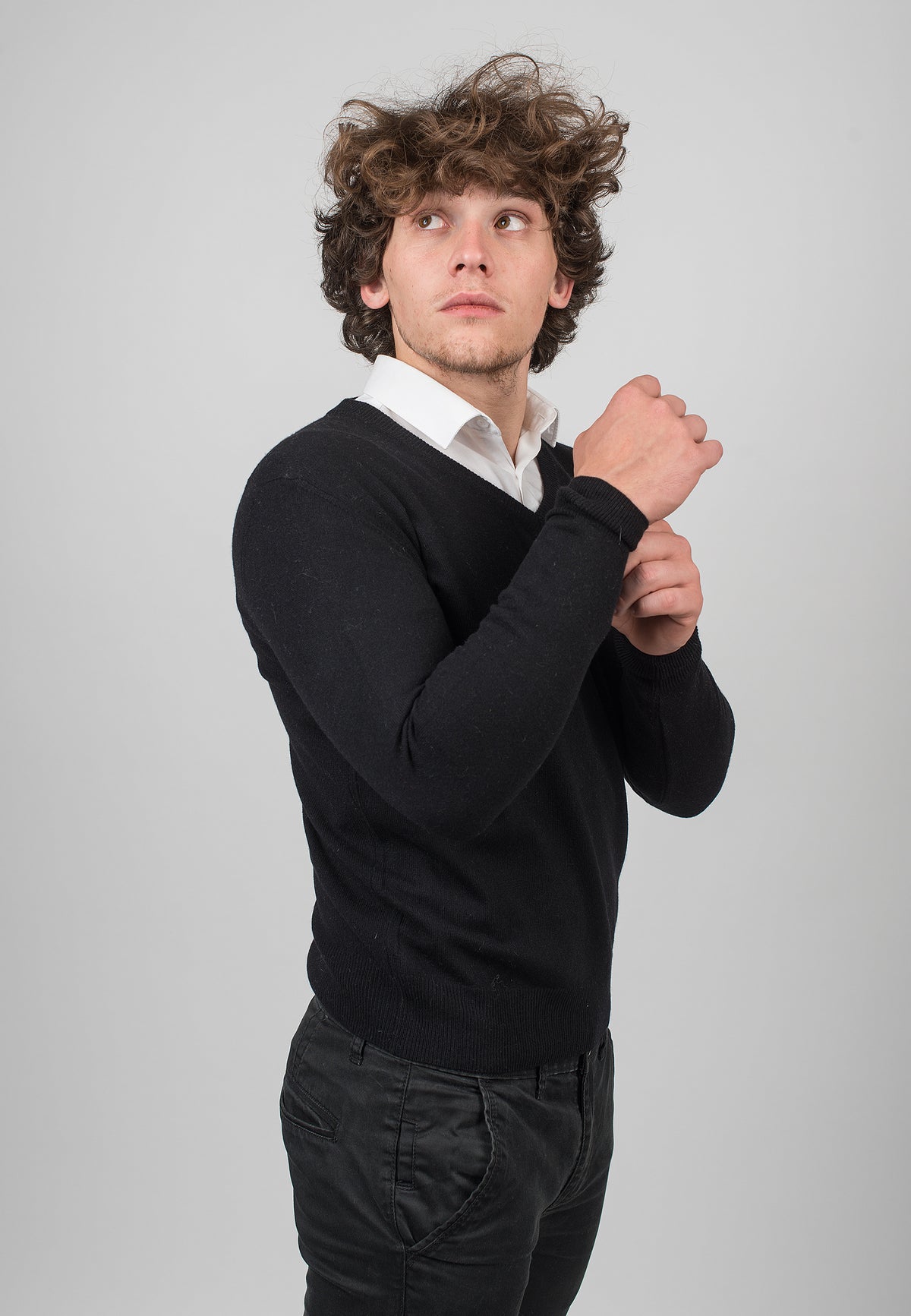 Men's 100% cashmere V-neck, colour Black, view 3 | Dalle Piane Cashmere
