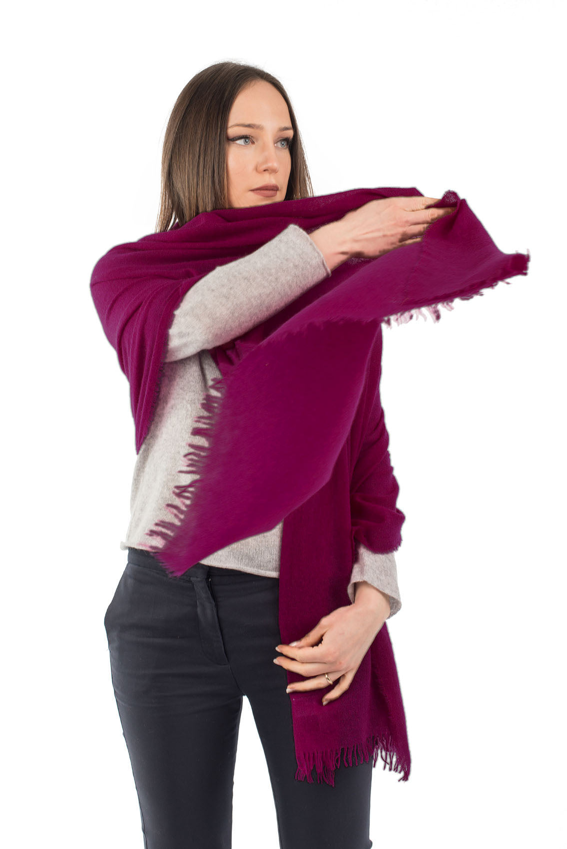 Women's 100% cashmere pashmina, colour Fuchsia, view 3 | Dalle Piane Cashmere