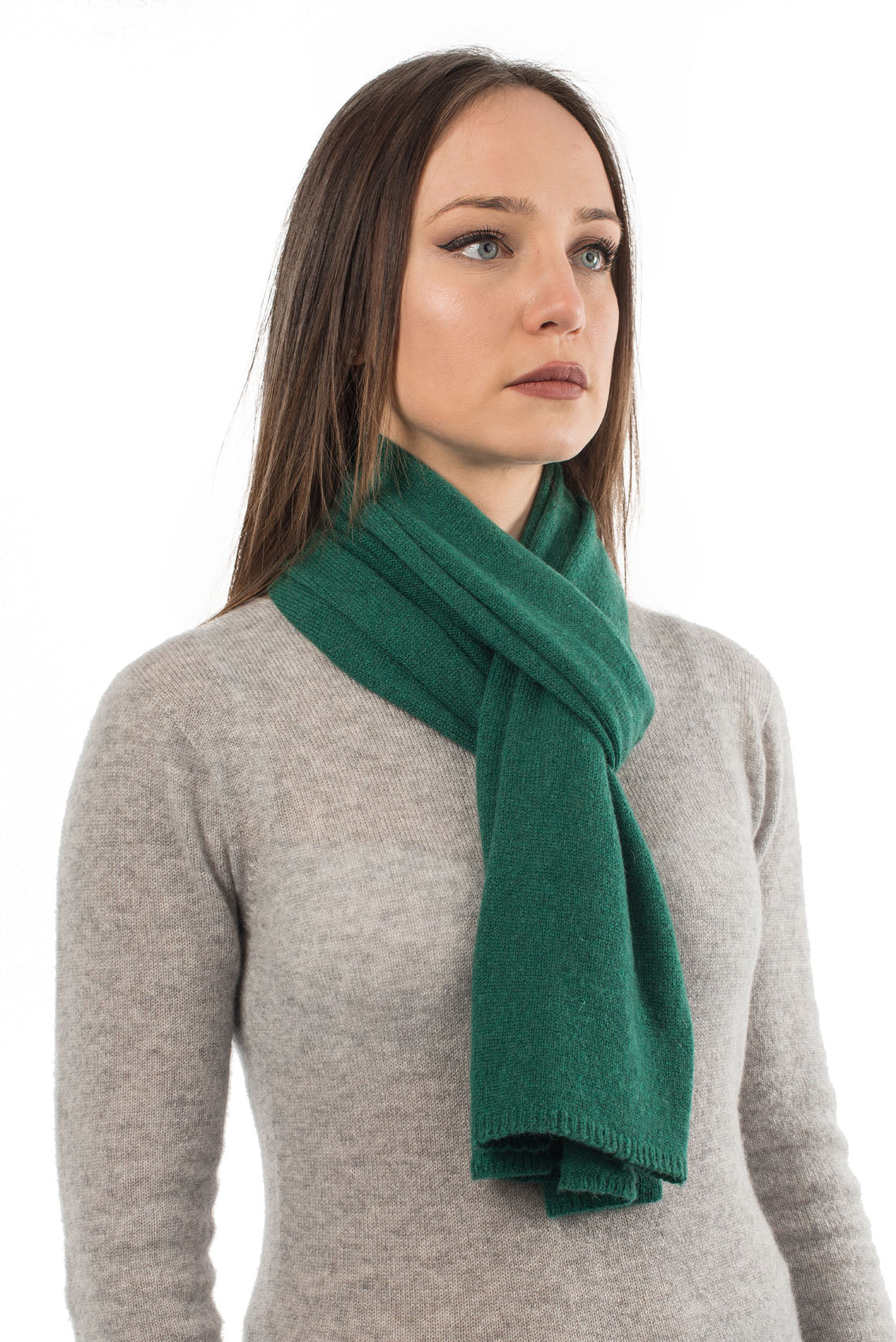 Unisex 100% cashmere scarf, colour Green, view 2 | Dalle Piane Cashmere