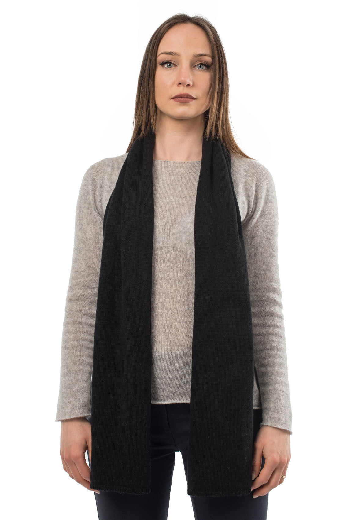 Unisex 100% cashmere scarf, colour Black | Dalle Piane Cashmere