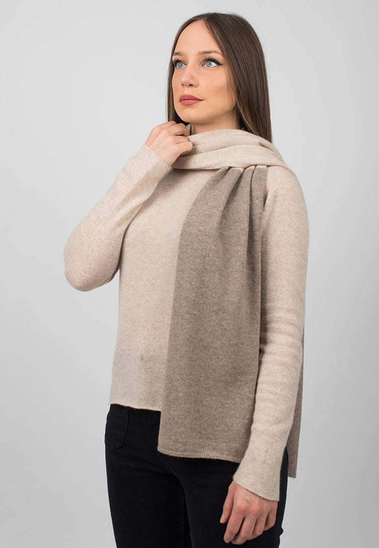 Women's two-tone 100% cashmere scarf, colour Mink-Beige, view 3 | Dalle Piane Cashmere
