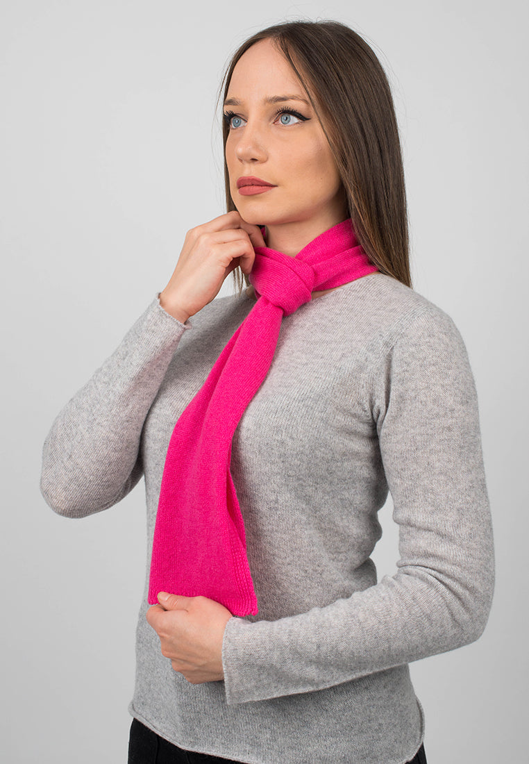 Women's 100% cashmere skinny scarf, colour Fuchsia, view 3 | Dalle Piane Cashmere
