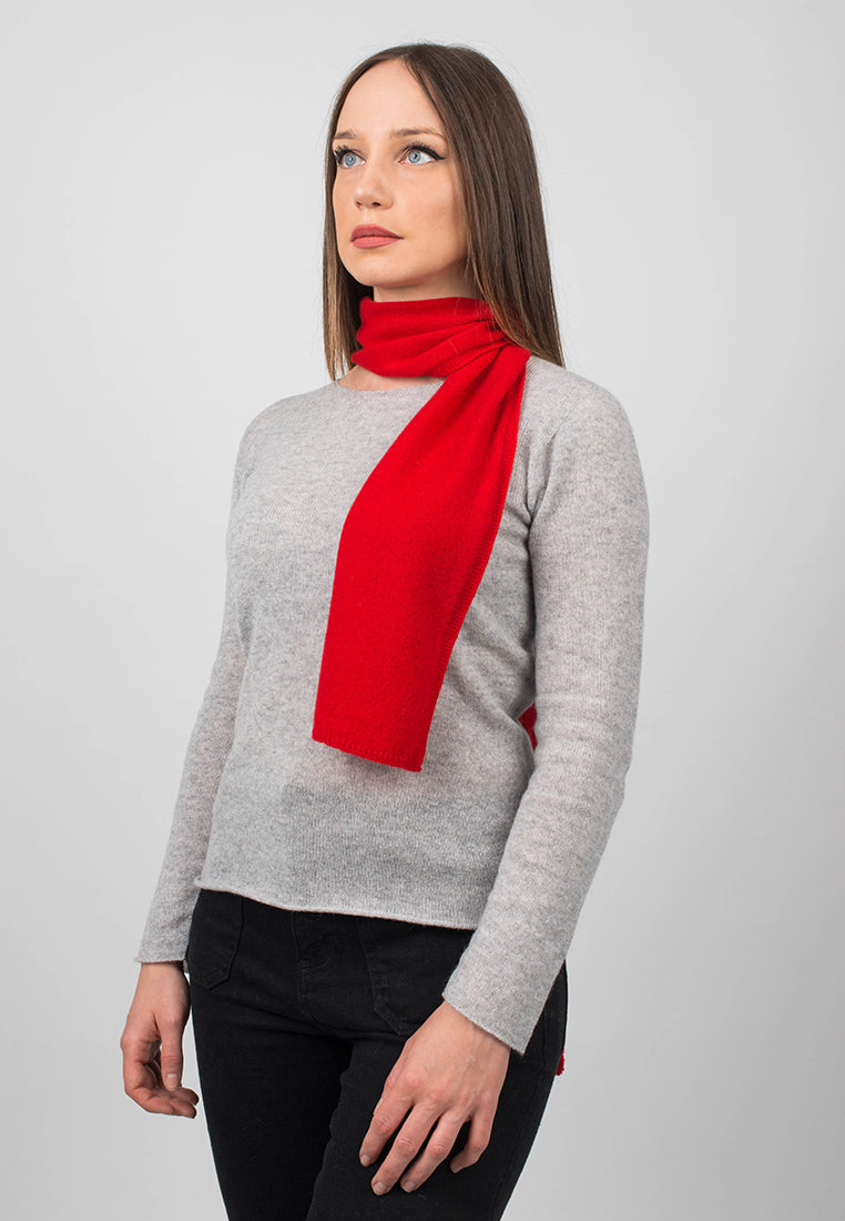 Women's 100% cashmere skinny scarf, colour Red, view 2 | Dalle Piane Cashmere