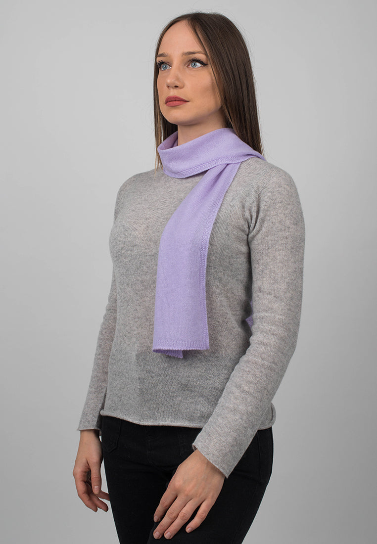 Women's 100% cashmere skinny scarf, colour Lilac, view 2 | Dalle Piane Cashmere