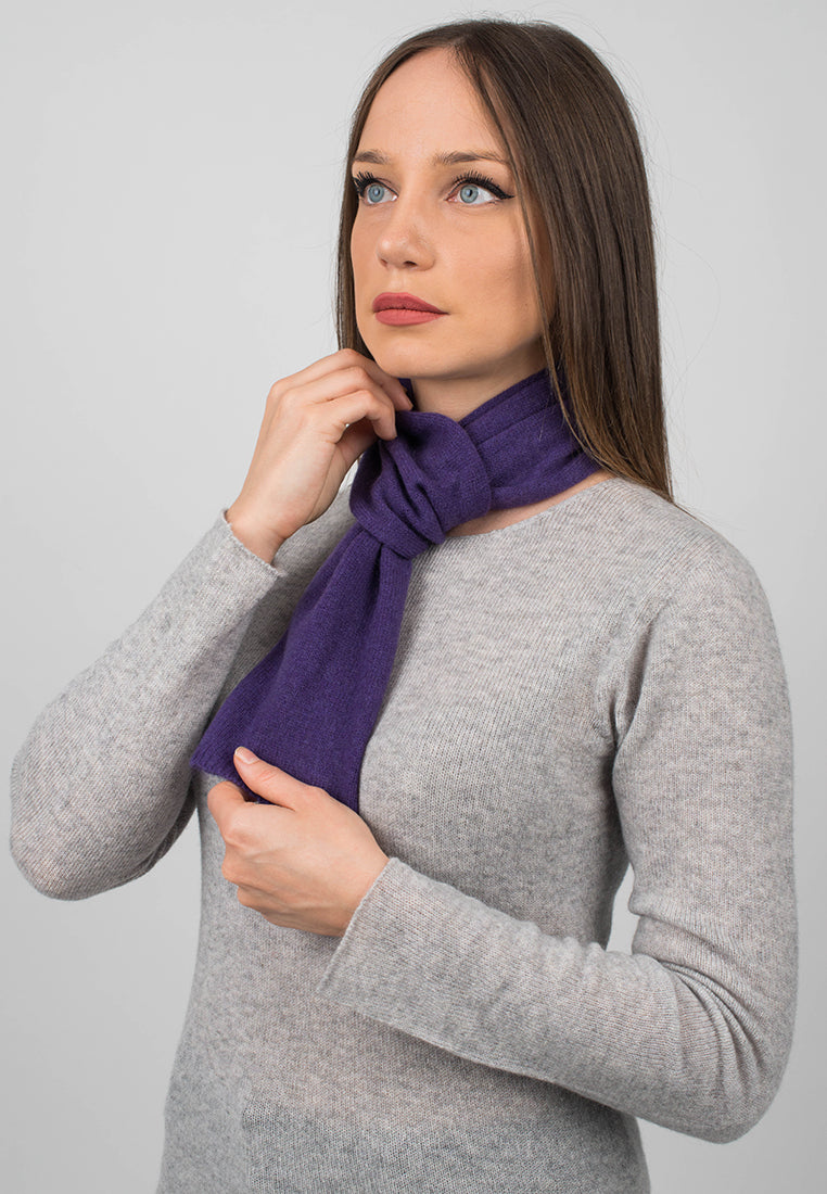 Women's 100% cashmere skinny scarf, colour Purple, view 3 | Dalle Piane Cashmere