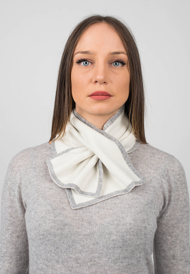 Women's reversible 100% cashmere neck warmer, colour Grey, view 3 | Dalle Piane Cashmere