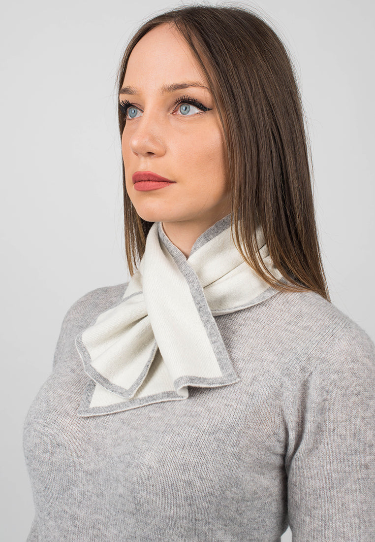 Women's reversible 100% cashmere neck warmer, colour Grey, view 4 | Dalle Piane Cashmere