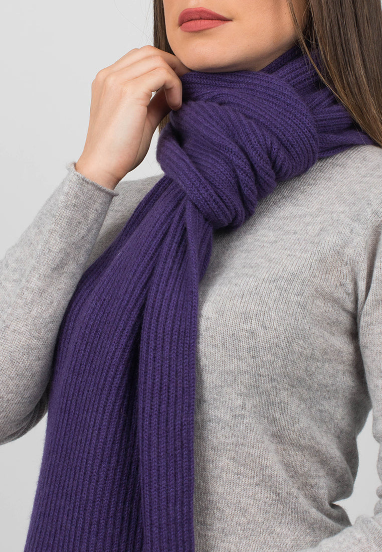 Women's fisherman's rib 100% cashmere scarf, colour Purple, view 3 | Dalle Piane Cashmere