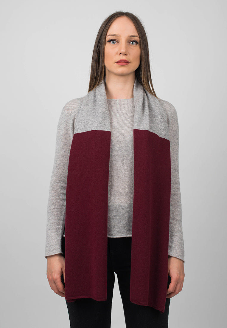 Women's two-tone 100% cashmere scarf, colour Bordeaux-Grey, view 2 | Dalle Piane Cashmere