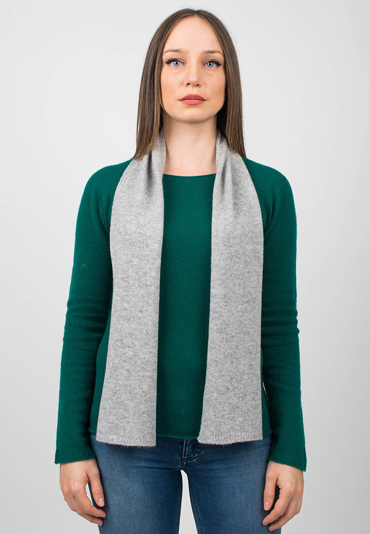 Women's 100% cashmere skinny scarf, colour Grey, view 2 | Dalle Piane Cashmere
