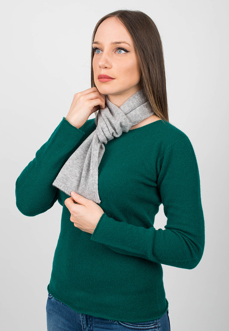 Women's 100% cashmere skinny scarf, colour Grey, view 4 | Dalle Piane Cashmere