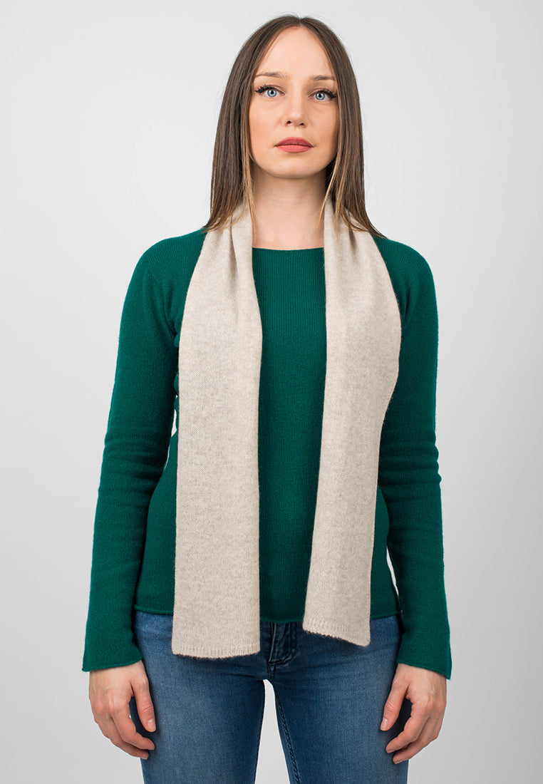 Women's 100% cashmere skinny scarf, colour Beige, view 2 | Dalle Piane Cashmere