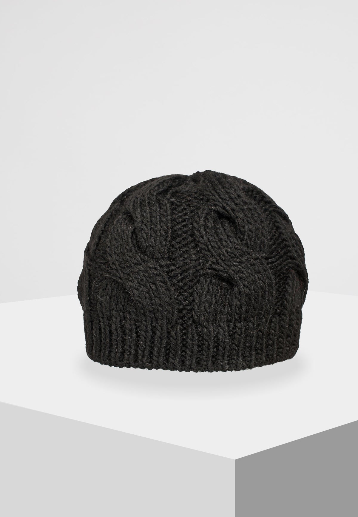 Women's cable-knit beanie, colour Black, view 3 | Dalle Piane Cashmere