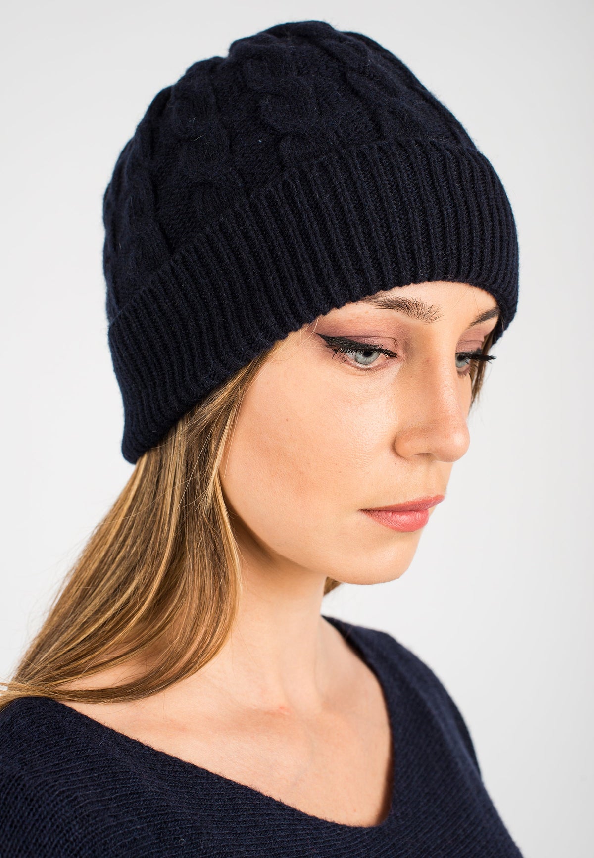 Cable-knit recycled cashmere beanie, colour Blue, view 2 | Dalle Piane Cashmere