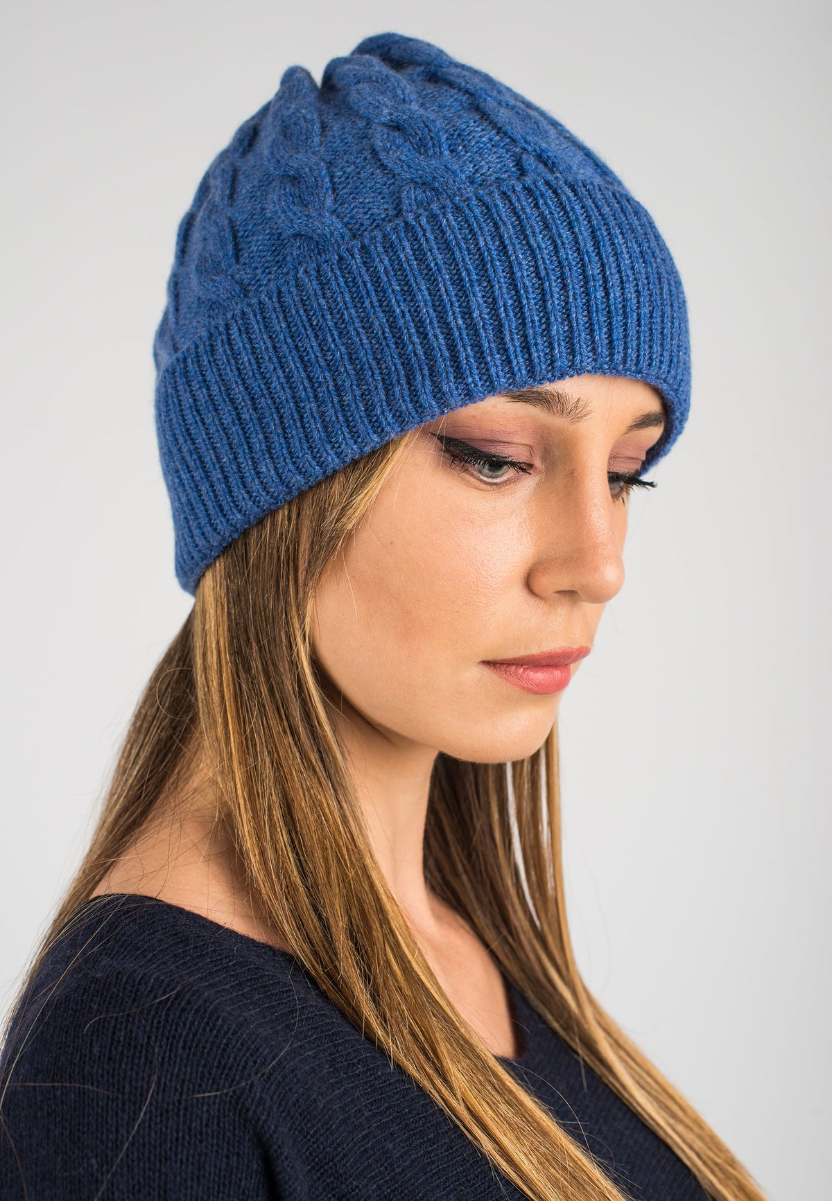 Cable-knit recycled cashmere beanie, colour Light Blue, view 2 | Dalle Piane Cashmere