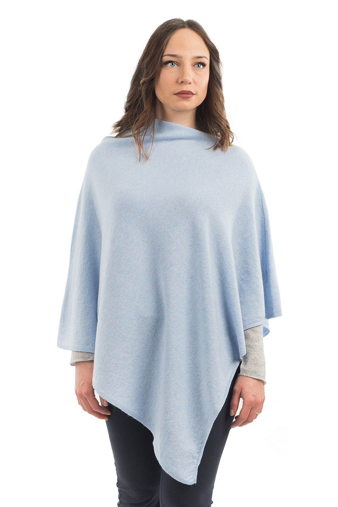 Cashmere blend poncho, colour Sky | Dalle Piane Cashmere
