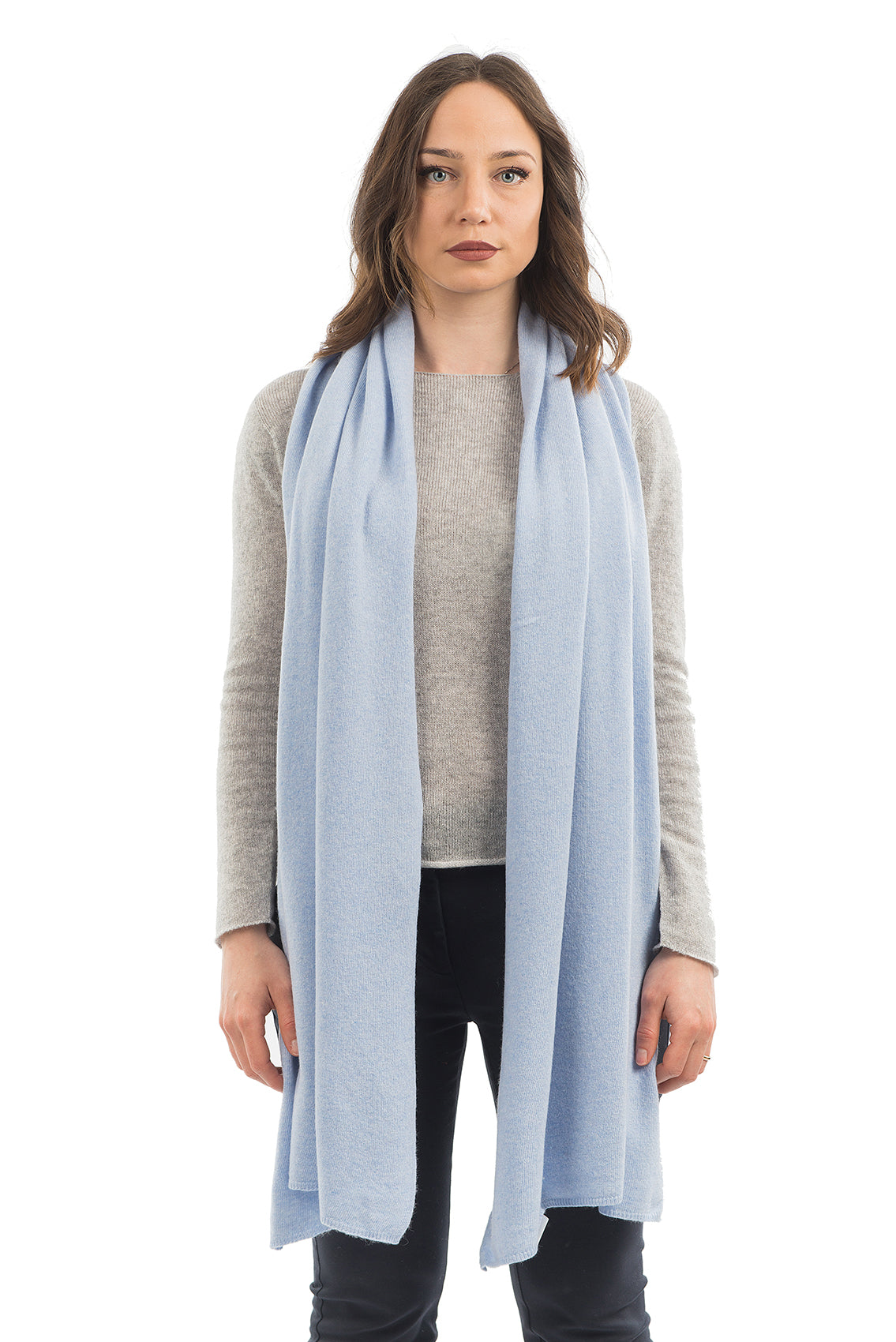 Women's cashmere blend wrap, colour Sky | Dalle Piane Cashmere