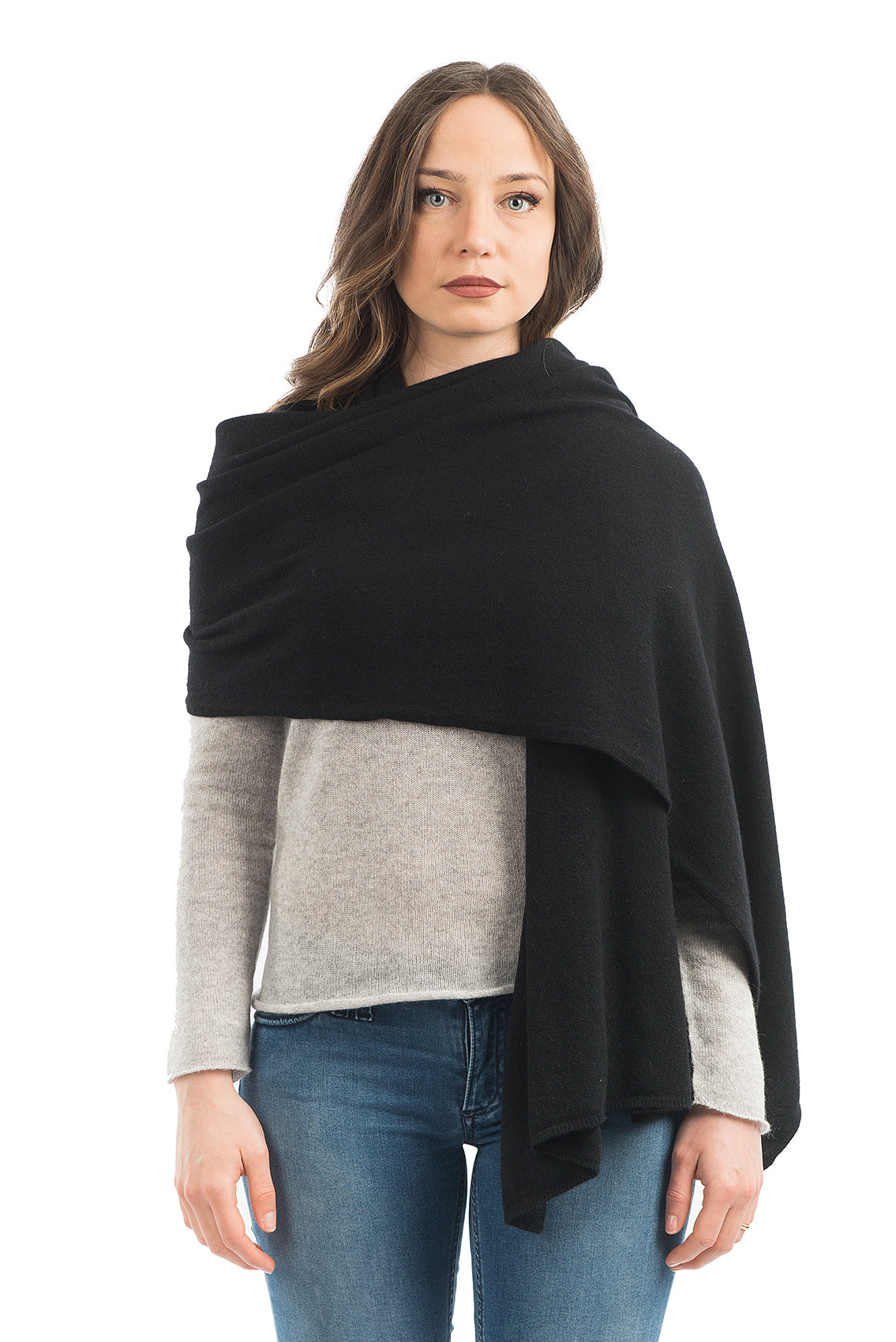 Women's cashmere blend wrap, colour Black, view 2 | Dalle Piane Cashmere