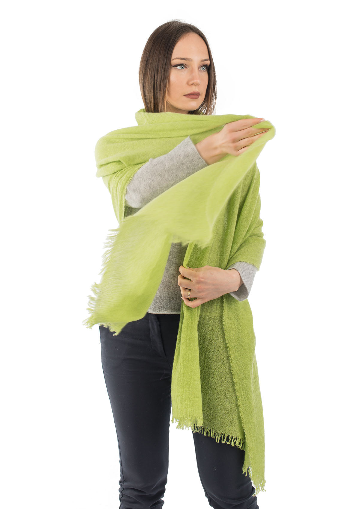 Women's 100% cashmere pashmina, colour Apple Green, view 3 | Dalle Piane Cashmere