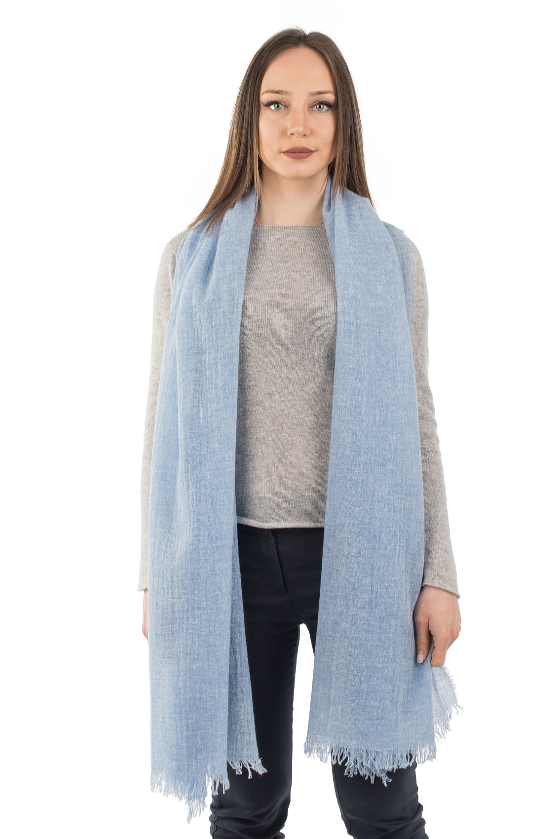 Women's 100% cashmere pashmina, colour Sky | Dalle Piane Cashmere