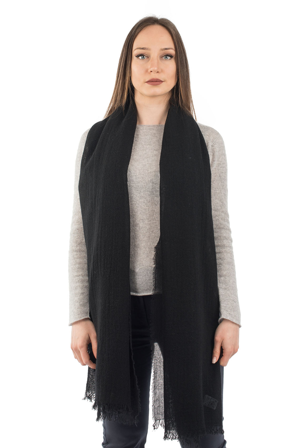 Women's 100% cashmere pashmina, colour Black | Dalle Piane Cashmere