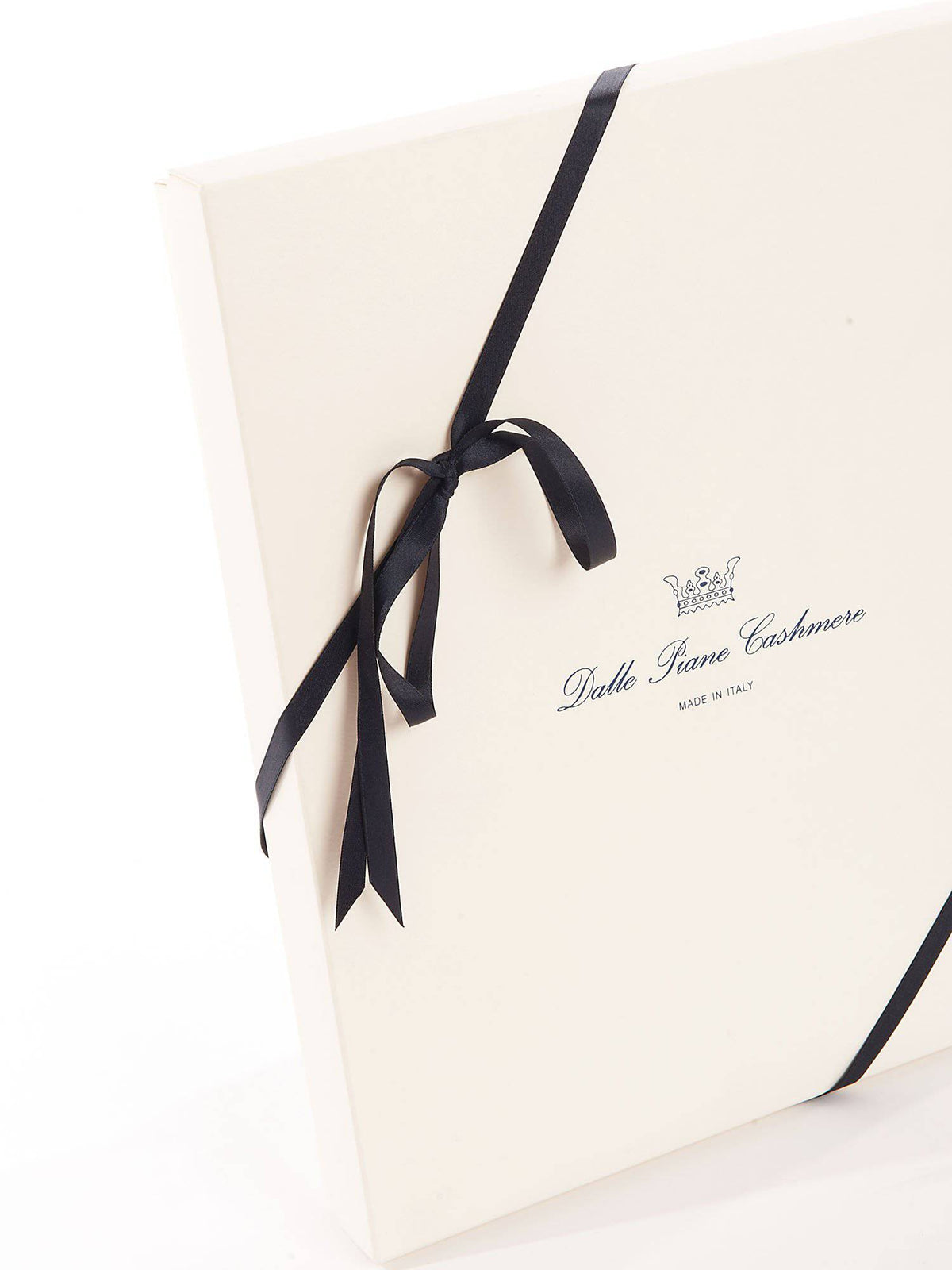 100% cashmere baby blanket with contrast edge, colour Cream, view 5 | Dalle Piane Cashmere