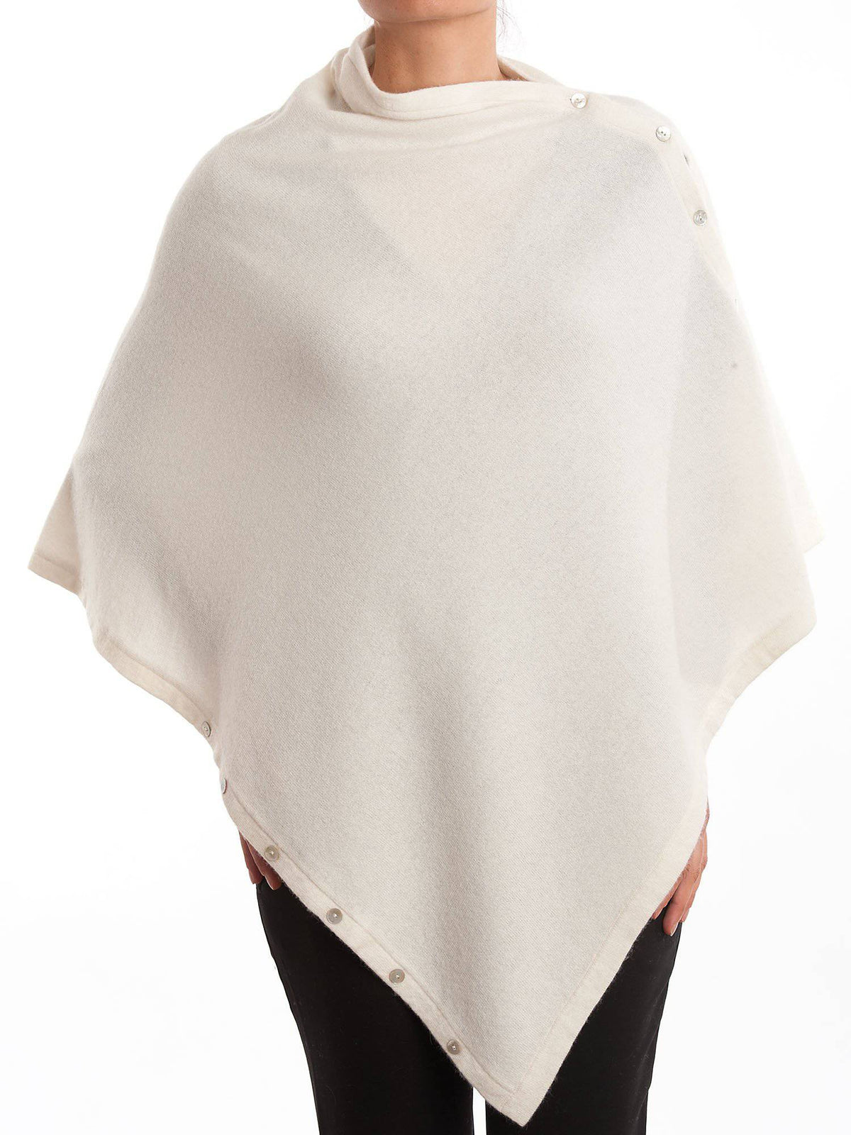 Cashmere blend poncho with buttons, colour Cream | Dalle Piane Cashmere
