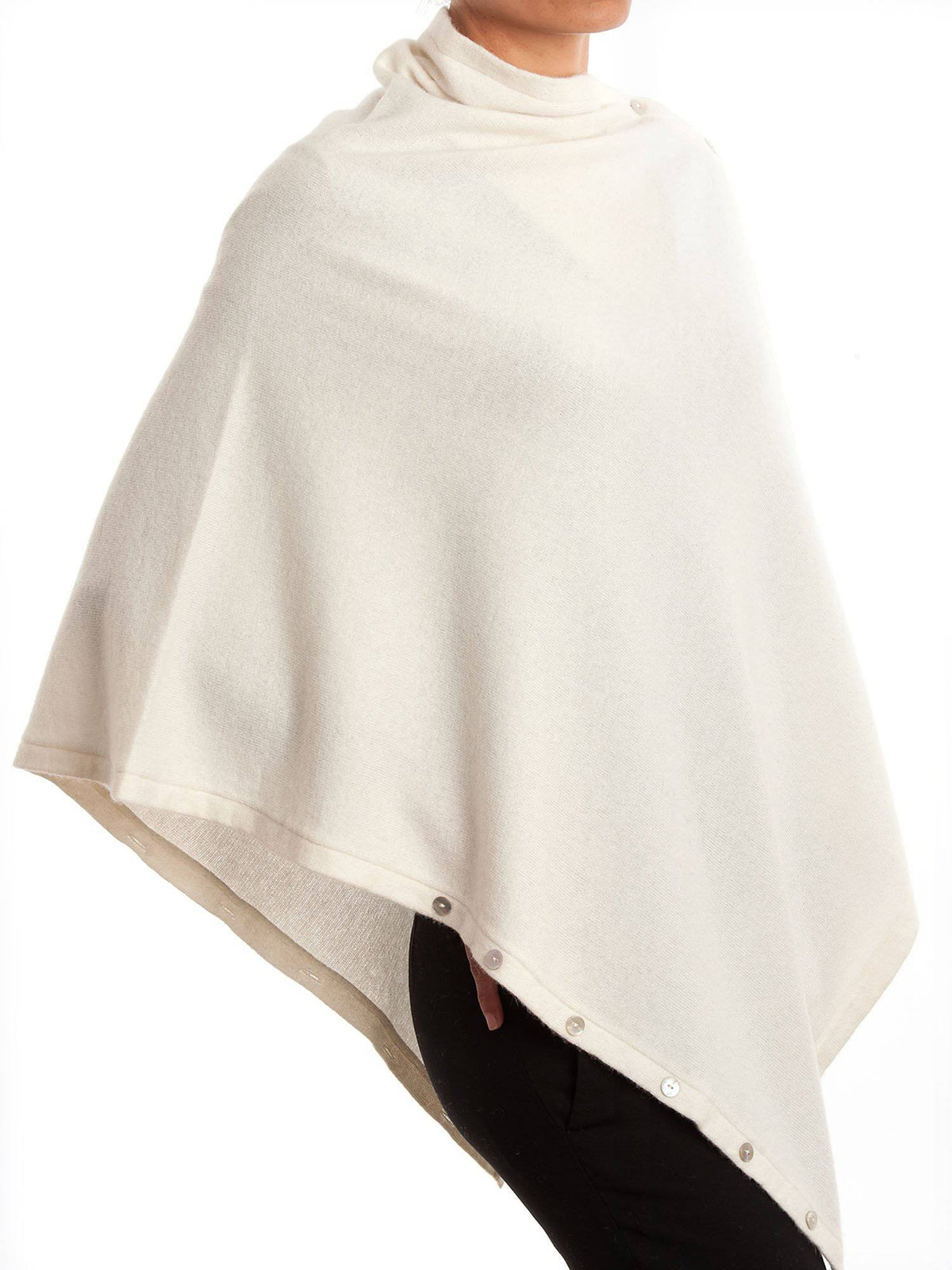 Cashmere blend poncho with buttons, colour Cream, view 3 | Dalle Piane Cashmere